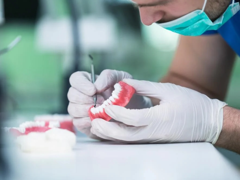Diş Protezleri - Set Dent Ağız ve Diş Sağlığı Polikliniği - SET Dent Clinic